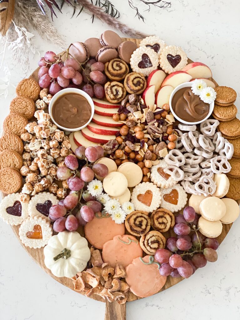 10 Awesome Charcuterie Board Ideas For A Dessert Board 2876